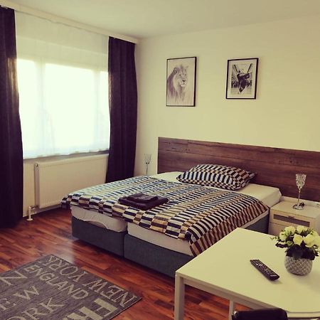Appartement Mycrib à Graz Extérieur photo